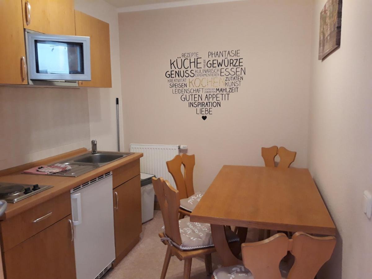 Hotel Vierenstrasse Neudorf  외부 사진