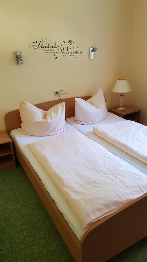 Hotel Vierenstrasse Neudorf  외부 사진