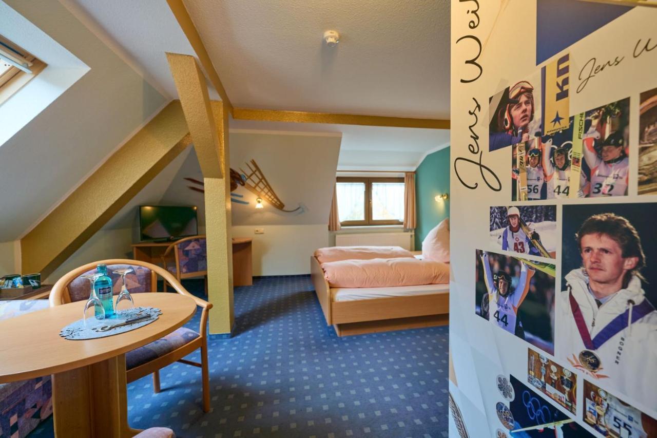 Hotel Vierenstrasse Neudorf  외부 사진