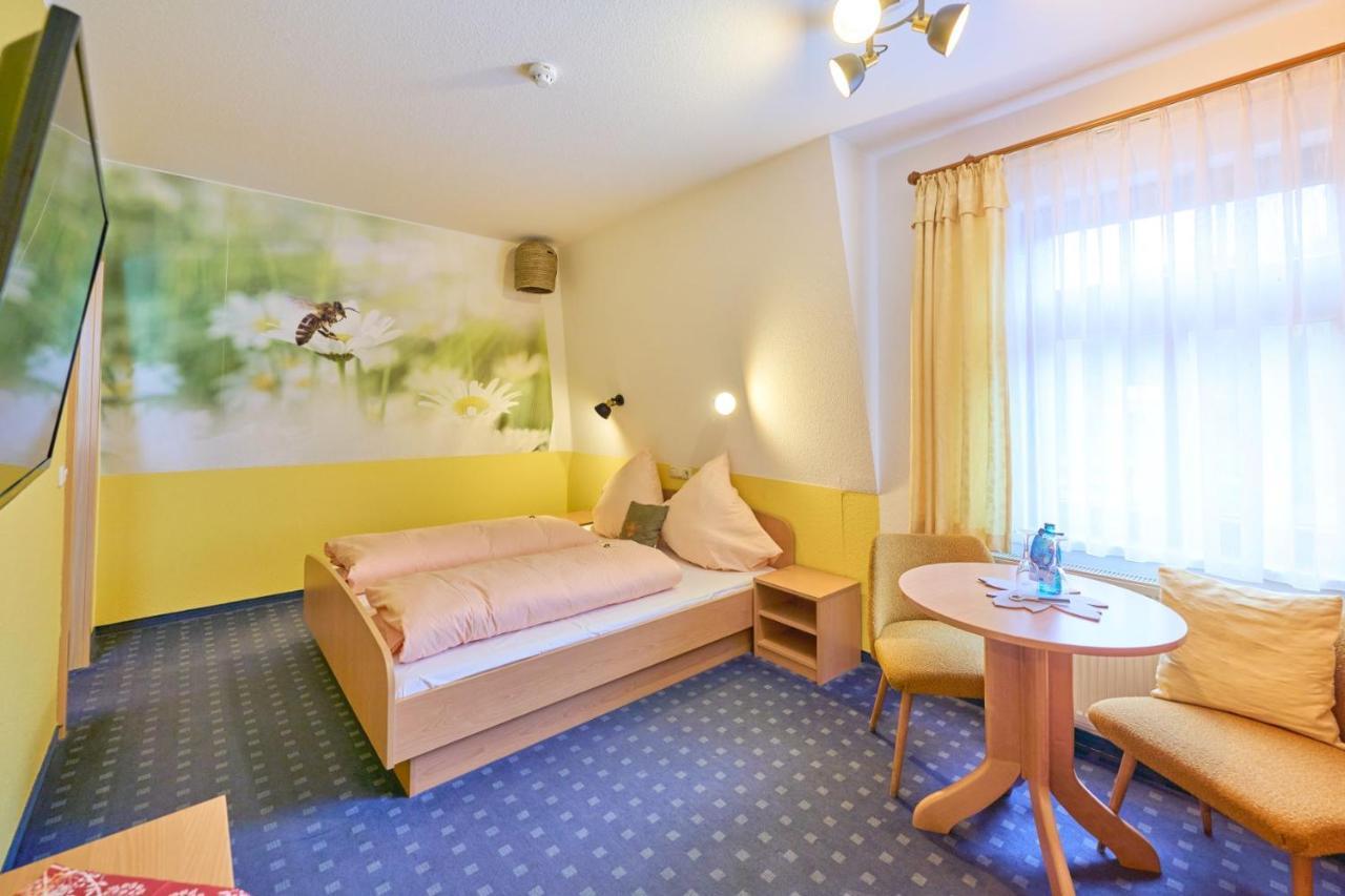 Hotel Vierenstrasse Neudorf  외부 사진